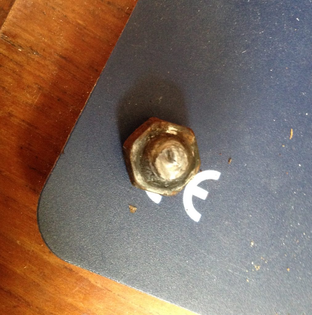 Remove a sheared off exhaust elbow bolt Triola Albin Ballad 50